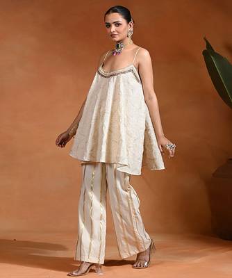 Ivory embroidered cotton jacquard co ord set 4