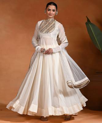 Ivory embroidered cotton organza anarkali set 4