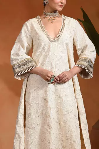 Ivory embroidered lurex jacquard kurta set