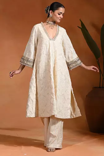 Ivory embroidered lurex jacquard kurta set