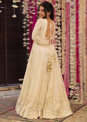 White faux blooming anarkali suit 4