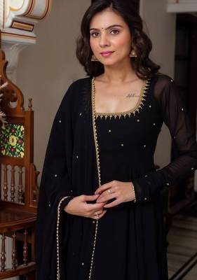 Black blooming suit with heavy zari & moti lace 4