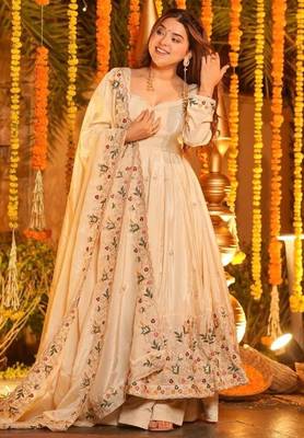 Heavy white silk gown & palazzo set 3