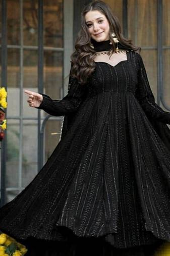 Black faux blooming sharara set & zari work