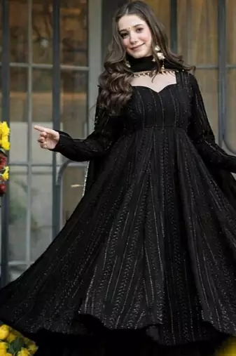 Black faux blooming sharara set & zari work