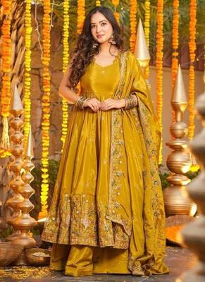 Heavy yellow silk gown & palazzo set 2