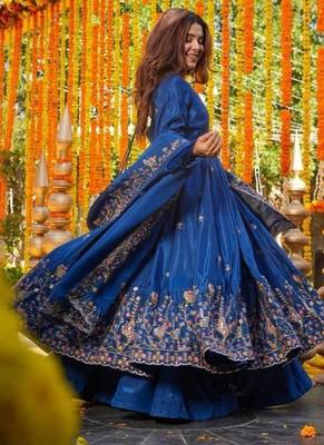 Heavy blue silk gown & palazzo set 3