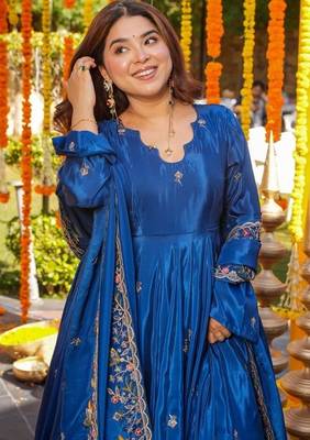 Heavy blue silk gown & palazzo set 4