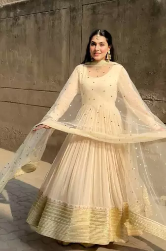 Off-white georgette palazzo set & zari work