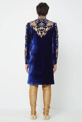 Navy blue hand embroidered velvet sherwani for men 3