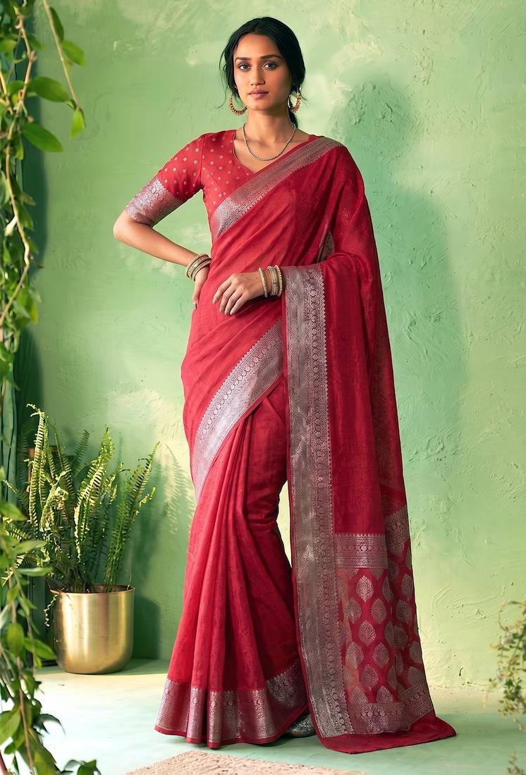 Traditional self print & heavy metallic zari border saree with blouse