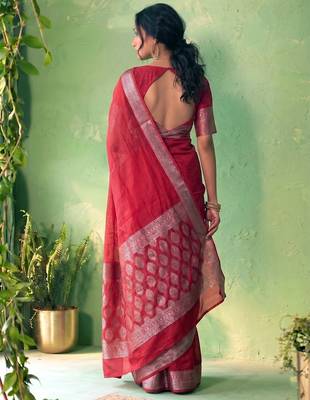 Traditional self print & heavy metallic zari border saree with blouse 3