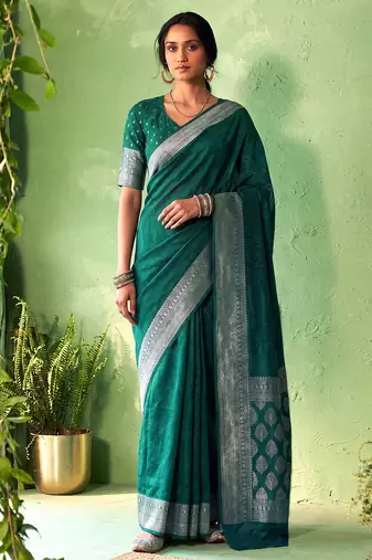Traditional self print & heavy metallic zari border saree with blouse