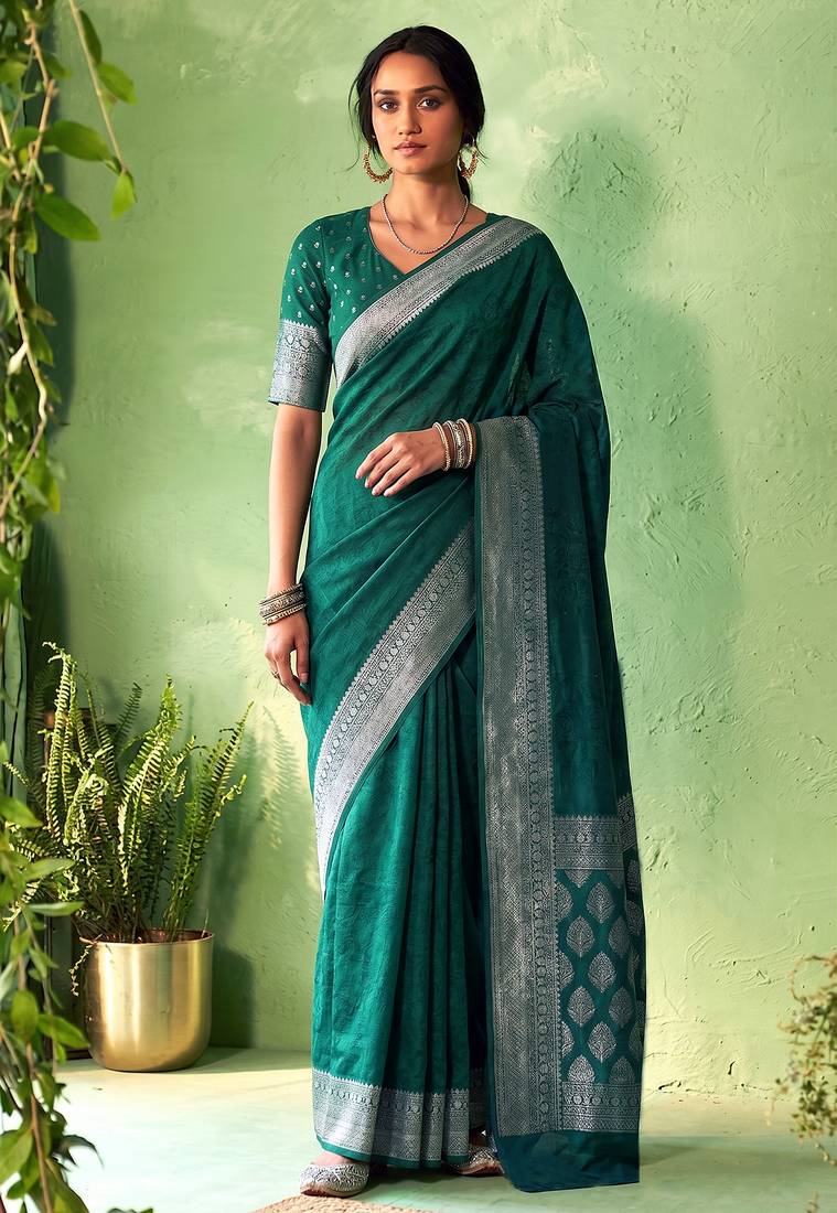 Traditional self print & heavy metallic zari border saree with blouse