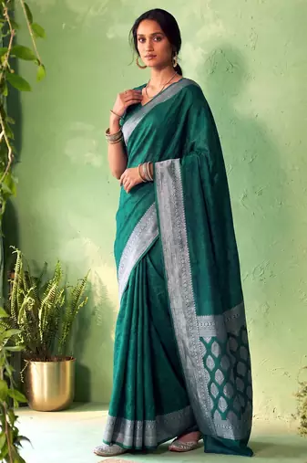 Traditional self print & heavy metallic zari border saree with blouse