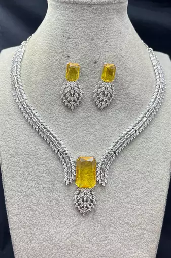 Stunning Citrine Yellow Crystal Necklace Earrings Set Radiant Emerald Cut Bridal Jewelry