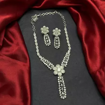 Exquisite Flower Necklace Set Silver Plated Floral Bridal Marquise Cut CZ Drop Earrings 3