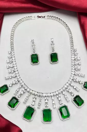 Emerald Green Crystal Bridal Jewelry Set, Silver Wedding Necklace Earrings