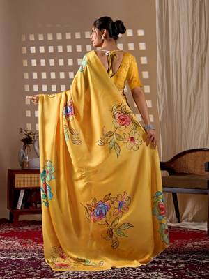 Elegant Yellow Floral Print Saree for Women 3