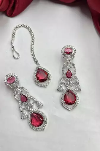 Red Pear Cut Crystal Bridal Jewelry Set: Necklace, Earrings, Maang Tikka – Victorian Style Gala