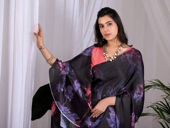 Elegant Black Floral Print Saree for Women 4