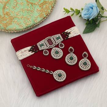 Maroon & green color choker kundan necklace set 1