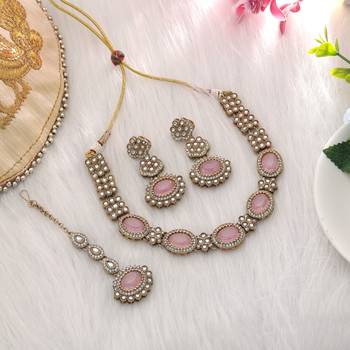 Light pink color kundan necklace set 1