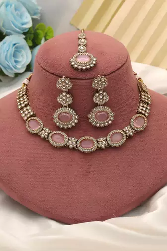 Light pink color kundan necklace set