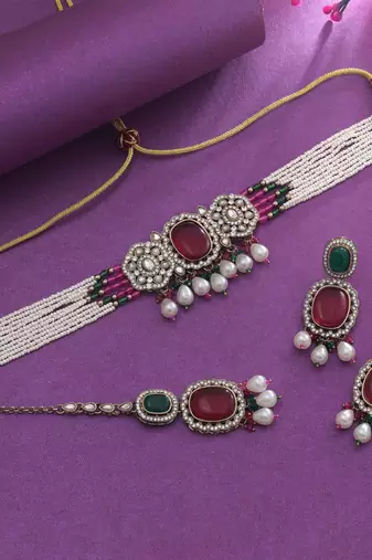 Rani & green color choker kundan necklace set