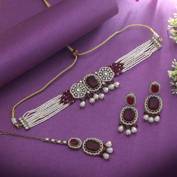 Maroon color choker kundan necklace set 2