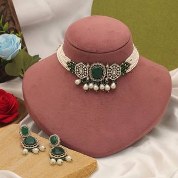 Green color choker kundan necklace set 1