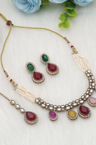 Multi color kundan necklace set