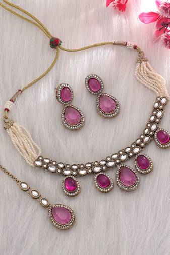 Rani color kundan necklace set