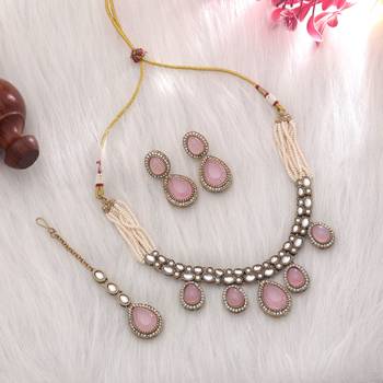 Light pink color kundan necklace set 1