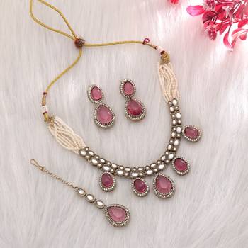 Magenta color kundan necklace set 1
