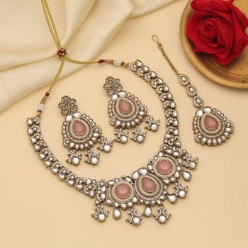 Light pink color kundan necklace set 1