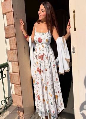 White embroidery crushi silk blend  anarkali suit 2