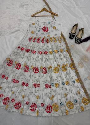 White embroidery crushi silk blend  anarkali suit 4