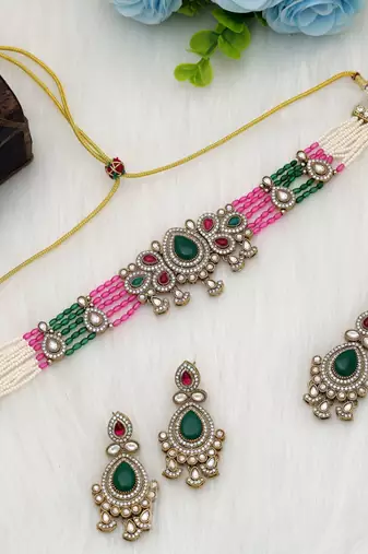 Rani & green color choker kundan necklace set