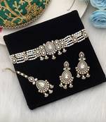 White color choker kundan necklace set
