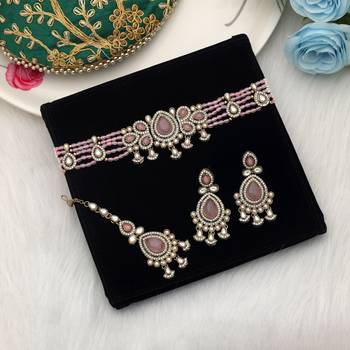 Light pink color choker kundan necklace set 1