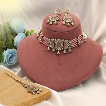Light pink color choker kundan necklace set 2