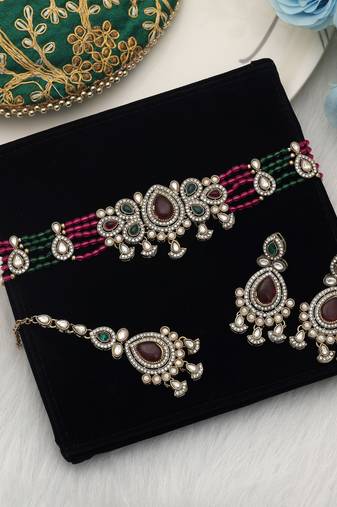 Multi color choker kundan necklace set