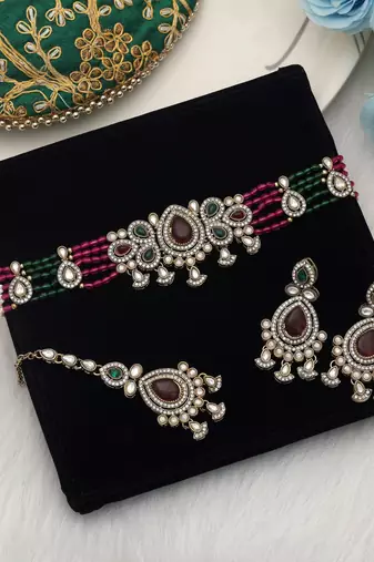 Multi color choker kundan necklace set