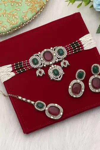 Rani & green color choker kundan necklace set