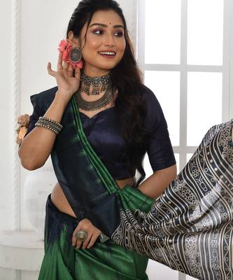 Green tussar silk blend temple printed ethnic festive special saree 2