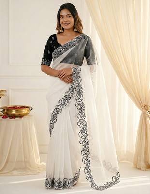 White crunchy silk blend partywear bollywood style glamorous saree 2