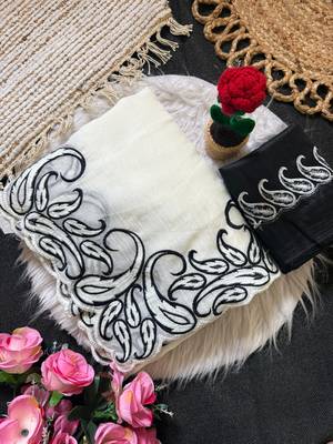 White crunchy silk blend partywear bollywood style glamorous saree 5