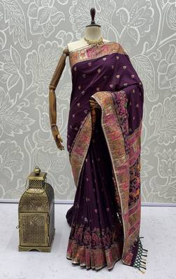 Wine virana silk blend heavy woven saree with elegant swarovski work 5