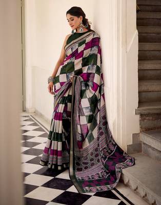 Green viscose chanderi casual looks saree 3